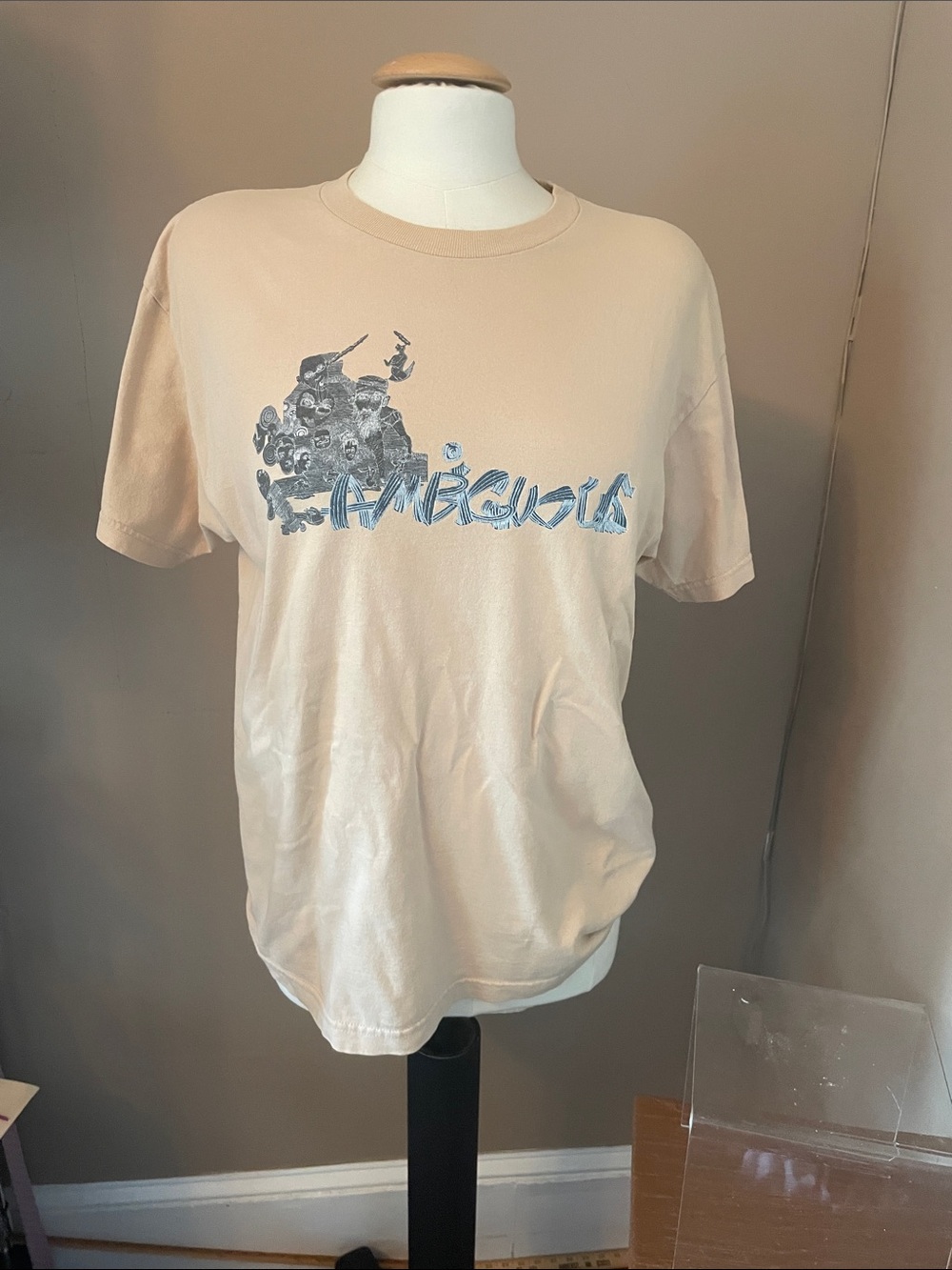 Vintage Ambiguous size L 90 ‘s skating T shirt !!